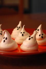 Halloween Meringue Ghosts recipe. By Beyond Wonderful Baking Expert, Catherine Christensen.