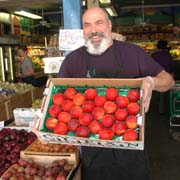 Fresh peaches at Dan's produce store in Alameda, CA.