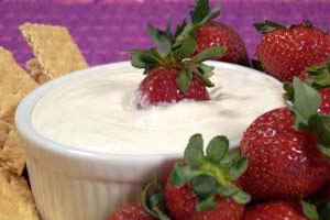 Strawberry Cheesecake dip appetizer dessert recipe