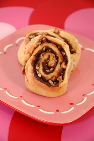 Cinnamon Rolls recipe for brunch, breakfast, tea, and coffee breams. Created by Beyond Wonderful Baking Expert, Catherine Christensen.